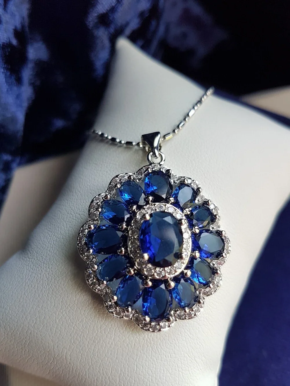 Swarovski Elements Blue Sapphire 925 Sterling Silver Statement Necklace NEW